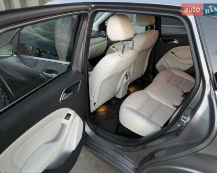 Серый Мерседес Б-класс, объемом двигателя 0 л и пробегом 103 тыс. км за 9500 $, фото 5 на Automoto.ua