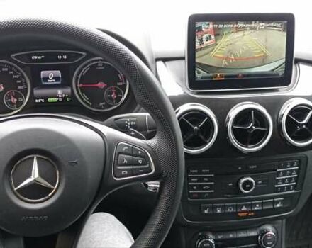 Сірий Мерседес Б-клас, об'ємом двигуна 0 л та пробігом 100 тис. км за 11500 $, фото 46 на Automoto.ua