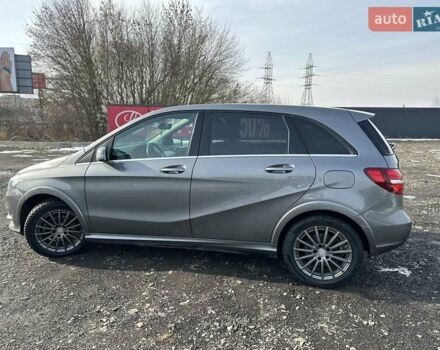 Серый Мерседес Б-класс, объемом двигателя 0 л и пробегом 106 тыс. км за 12500 $, фото 8 на Automoto.ua