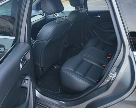 Серый Мерседес Б-класс, объемом двигателя 0 л и пробегом 120 тыс. км за 10400 $, фото 22 на Automoto.ua