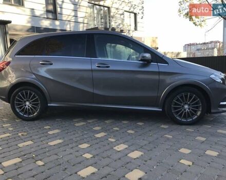 Серый Мерседес Б-класс, объемом двигателя 0 л и пробегом 164 тыс. км за 9599 $, фото 15 на Automoto.ua