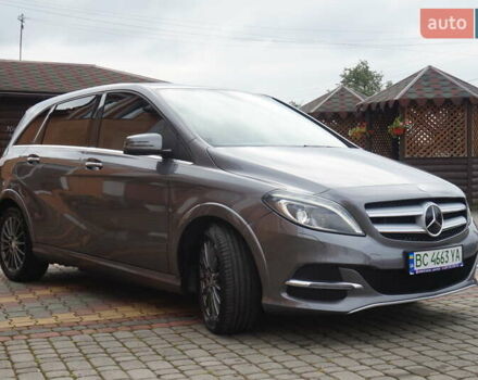 Серый Мерседес Б-класс, объемом двигателя 0 л и пробегом 77 тыс. км за 10995 $, фото 3 на Automoto.ua