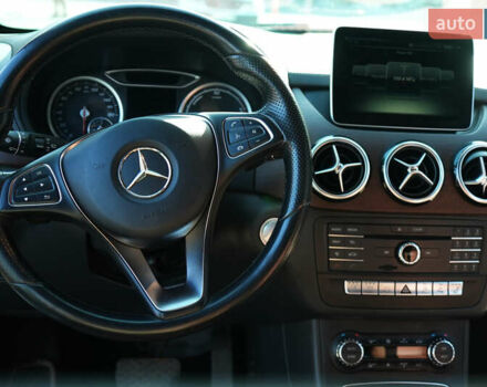 Серый Мерседес Б-класс, объемом двигателя 0 л и пробегом 185 тыс. км за 10200 $, фото 22 на Automoto.ua