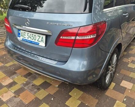 Серый Мерседес Б-класс, объемом двигателя 0 л и пробегом 85 тыс. км за 10700 $, фото 8 на Automoto.ua