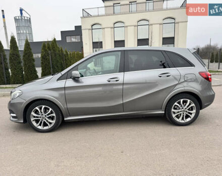 Серый Мерседес Б-класс, объемом двигателя 0 л и пробегом 130 тыс. км за 12500 $, фото 9 на Automoto.ua