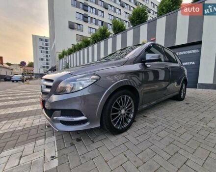 Мерседес Б-класс 2015 в Львове на Automoto.ua Серый Мерседес Б-класс, объемом двигателя 0 л и пробегом 167 тыс. км за 9250 $, фото 24 на Automoto.ua