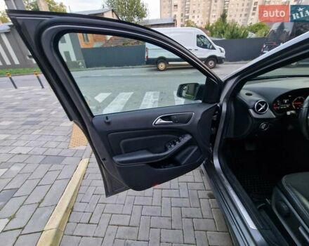 Мерседес Б-класс 2015 в Львове на Automoto.ua Серый Мерседес Б-класс, объемом двигателя 0 л и пробегом 167 тыс. км за 9250 $, фото 35 на Automoto.ua