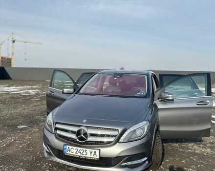 Серый Мерседес Б-класс, объемом двигателя 0 л и пробегом 106 тыс. км за 12500 $, фото 4 на Automoto.ua
