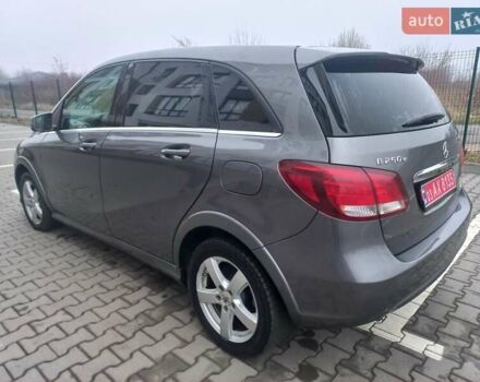 Серый Мерседес Б-класс, объемом двигателя 0 л и пробегом 109 тыс. км за 9300 $, фото 13 на Automoto.ua