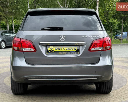 Серый Мерседес Б-класс, объемом двигателя 0 л и пробегом 90 тыс. км за 13900 $, фото 6 на Automoto.ua