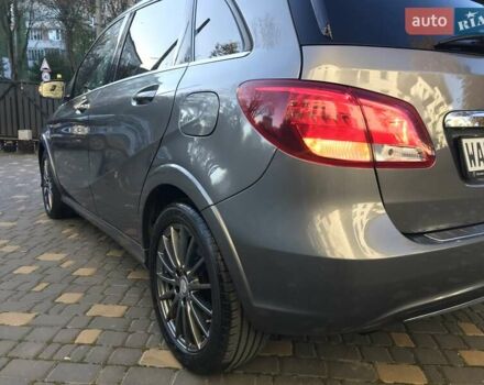 Серый Мерседес Б-класс, объемом двигателя 0 л и пробегом 164 тыс. км за 9599 $, фото 63 на Automoto.ua