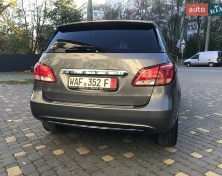 Серый Мерседес Б-класс, объемом двигателя 0 л и пробегом 164 тыс. км за 9599 $, фото 18 на Automoto.ua