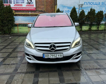 Серый Мерседес Б-класс, объемом двигателя 0 л и пробегом 104 тыс. км за 12700 $, фото 1 на Automoto.ua