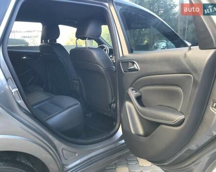 Серый Мерседес Б-класс, объемом двигателя 0 л и пробегом 164 тыс. км за 9599 $, фото 77 на Automoto.ua