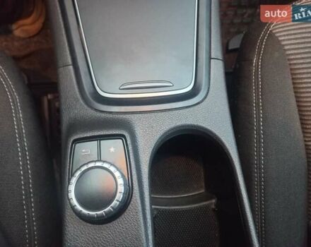 Серый Мерседес Б-класс, объемом двигателя 0 л и пробегом 109 тыс. км за 9300 $, фото 26 на Automoto.ua