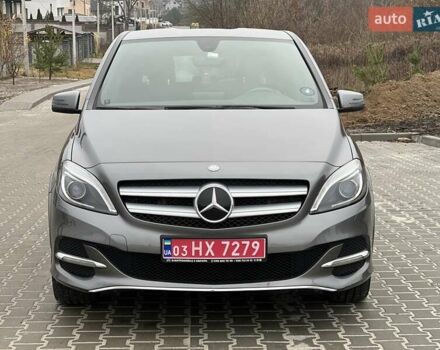 Сірий Мерседес Б-клас, об'ємом двигуна 0 л та пробігом 79 тис. км за 9250 $, фото 1 на Automoto.ua