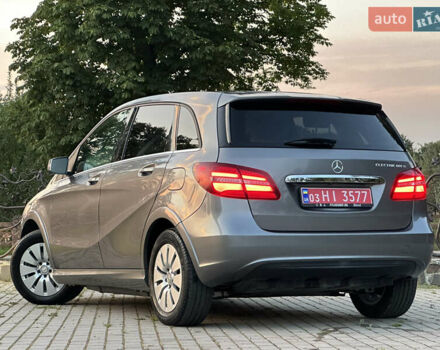 Сірий Мерседес Б-клас, об'ємом двигуна 0 л та пробігом 88 тис. км за 10200 $, фото 21 на Automoto.ua