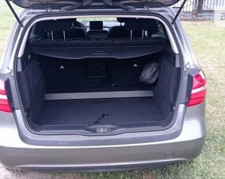 Сірий Мерседес Б-клас, об'ємом двигуна 0 л та пробігом 100 тис. км за 11500 $, фото 31 на Automoto.ua