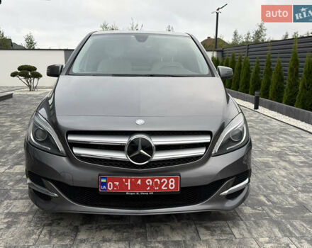 Сірий Мерседес Б-клас, об'ємом двигуна 0 л та пробігом 115 тис. км за 9450 $, фото 6 на Automoto.ua