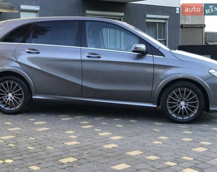 Серый Мерседес Б-класс, объемом двигателя 0 л и пробегом 164 тыс. км за 9599 $, фото 47 на Automoto.ua