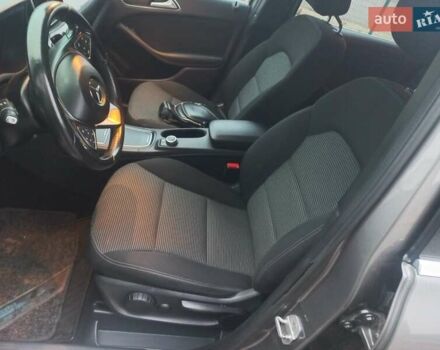 Серый Мерседес Б-класс, объемом двигателя 0 л и пробегом 109 тыс. км за 9300 $, фото 17 на Automoto.ua