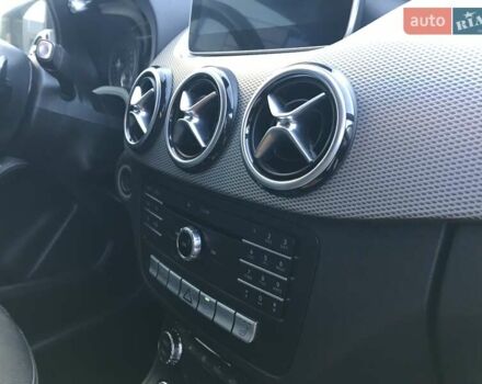 Серый Мерседес Б-класс, объемом двигателя 0 л и пробегом 164 тыс. км за 9599 $, фото 108 на Automoto.ua