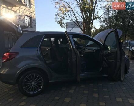 Серый Мерседес Б-класс, объемом двигателя 0 л и пробегом 164 тыс. км за 9599 $, фото 32 на Automoto.ua