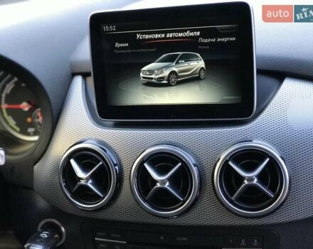 Серый Мерседес Б-класс, объемом двигателя 0 л и пробегом 164 тыс. км за 9599 $, фото 84 на Automoto.ua