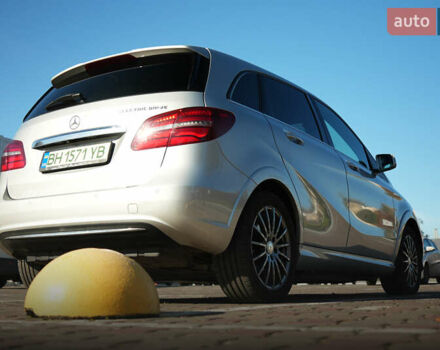 Серый Мерседес Б-класс, объемом двигателя 0 л и пробегом 185 тыс. км за 10200 $, фото 10 на Automoto.ua