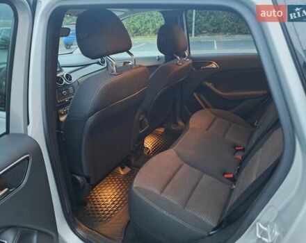 Серый Мерседес Б-класс, объемом двигателя 0 л и пробегом 45 тыс. км за 10500 $, фото 9 на Automoto.ua