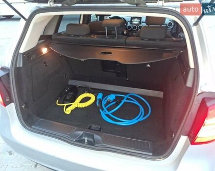 Серый Мерседес Б-класс, объемом двигателя 0 л и пробегом 45 тыс. км за 10500 $, фото 15 на Automoto.ua