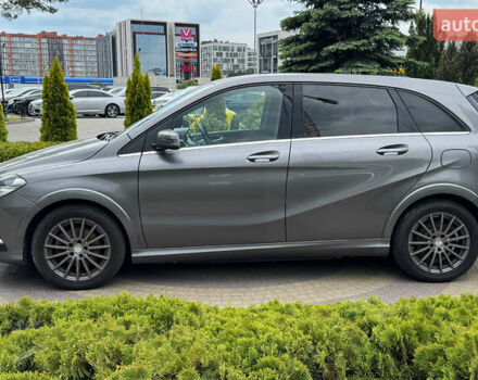Серый Мерседес Б-класс, объемом двигателя 0 л и пробегом 90 тыс. км за 13900 $, фото 3 на Automoto.ua