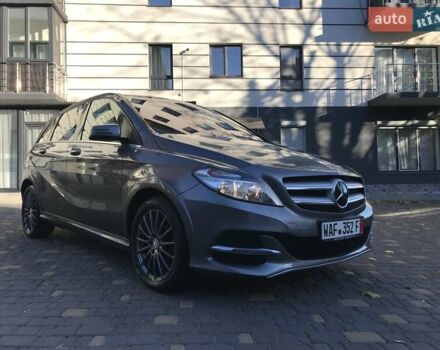 Серый Мерседес Б-класс, объемом двигателя 0 л и пробегом 164 тыс. км за 9599 $, фото 2 на Automoto.ua