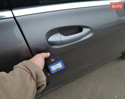 Серый Мерседес Б-класс, объемом двигателя 0 л и пробегом 112 тыс. км за 9999 $, фото 37 на Automoto.ua