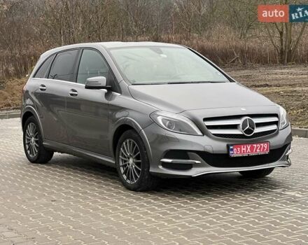 Сірий Мерседес Б-клас, об'ємом двигуна 0 л та пробігом 79 тис. км за 9250 $, фото 3 на Automoto.ua