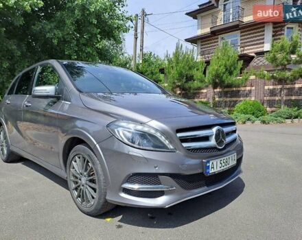 Сірий Мерседес Б-клас, об'ємом двигуна 0 л та пробігом 117 тис. км за 9999 $, фото 9 на Automoto.ua