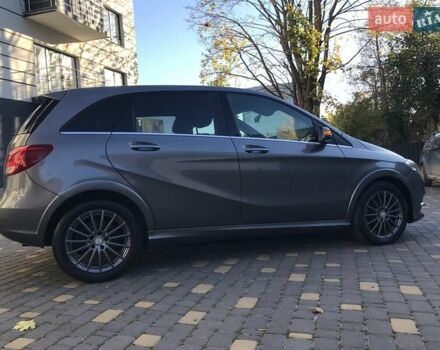 Серый Мерседес Б-класс, объемом двигателя 0 л и пробегом 164 тыс. км за 9599 $, фото 4 на Automoto.ua