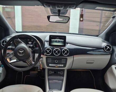 Серый Мерседес Б-класс, объемом двигателя 0 л и пробегом 85 тыс. км за 10700 $, фото 11 на Automoto.ua