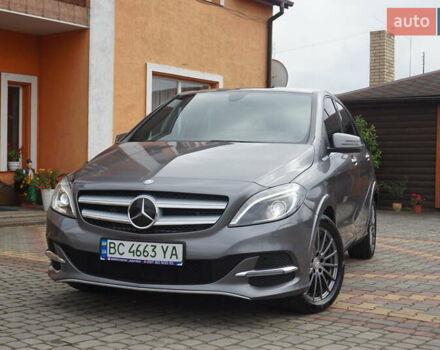 Серый Мерседес Б-класс, объемом двигателя 0 л и пробегом 77 тыс. км за 10995 $, фото 1 на Automoto.ua