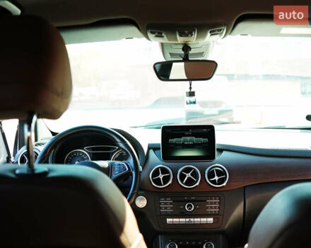 Серый Мерседес Б-класс, объемом двигателя 0 л и пробегом 185 тыс. км за 10200 $, фото 50 на Automoto.ua