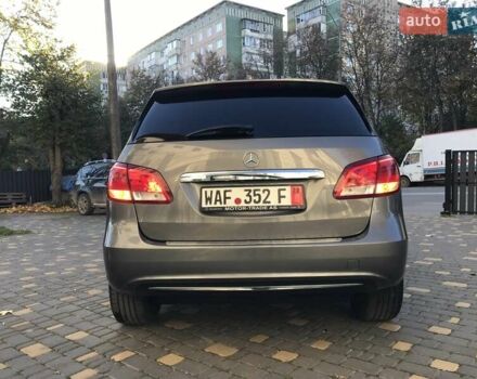 Серый Мерседес Б-класс, объемом двигателя 0 л и пробегом 164 тыс. км за 9599 $, фото 7 на Automoto.ua