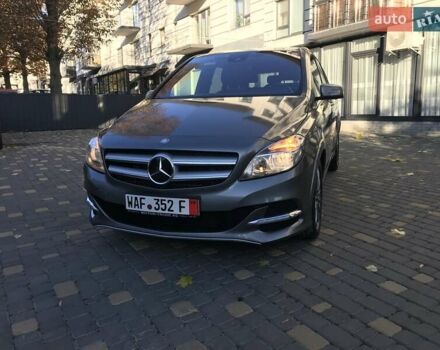 Серый Мерседес Б-класс, объемом двигателя 0 л и пробегом 164 тыс. км за 9599 $, фото 12 на Automoto.ua