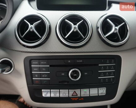 Серый Мерседес Б-класс, объемом двигателя 0 л и пробегом 77 тыс. км за 10995 $, фото 33 на Automoto.ua