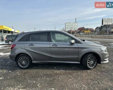 Серый Мерседес Б-класс, объемом двигателя 0 л и пробегом 106 тыс. км за 12500 $, фото 3 на Automoto.ua