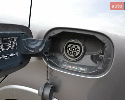 Серый Мерседес Б-класс, объемом двигателя 0 л и пробегом 112 тыс. км за 9999 $, фото 18 на Automoto.ua