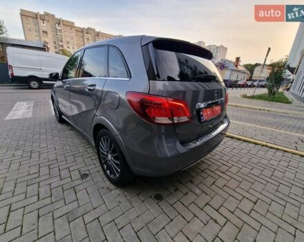 Мерседес Б-класс 2015 в Львове на Automoto.ua Серый Мерседес Б-класс, объемом двигателя 0 л и пробегом 167 тыс. км за 9250 $, фото 15 на Automoto.ua