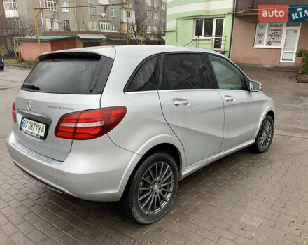 Серый Мерседес Б-класс, объемом двигателя 0 л и пробегом 70 тыс. км за 11200 $, фото 3 на Automoto.ua