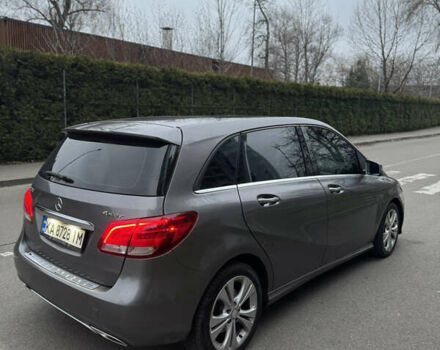 Серый Мерседес Б-класс, объемом двигателя 1.99 л и пробегом 98 тыс. км за 15500 $, фото 7 на Automoto.ua