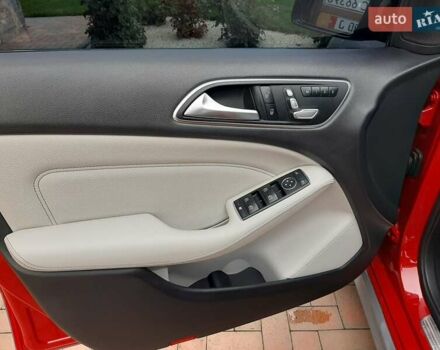 Серый Мерседес Б-класс, объемом двигателя 0 л и пробегом 181 тыс. км за 8500 $, фото 23 на Automoto.ua