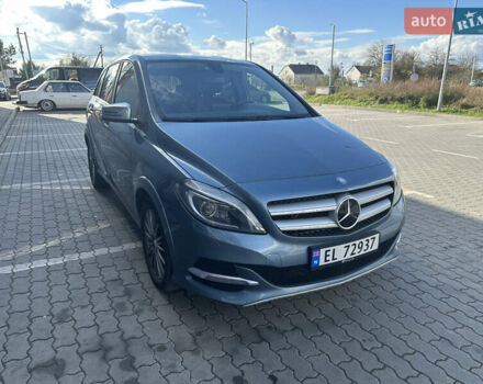 Мерседес Б-класс 2015 в Львове на Automoto.ua Серый Мерседес Б-класс, объемом двигателя 0 л и пробегом 87 тыс. км за 10550 $, фото 11 на Automoto.ua